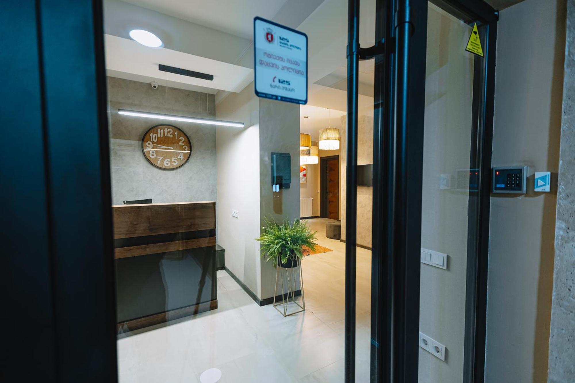 Hotel Sky Station Tbilisi Exterior foto
