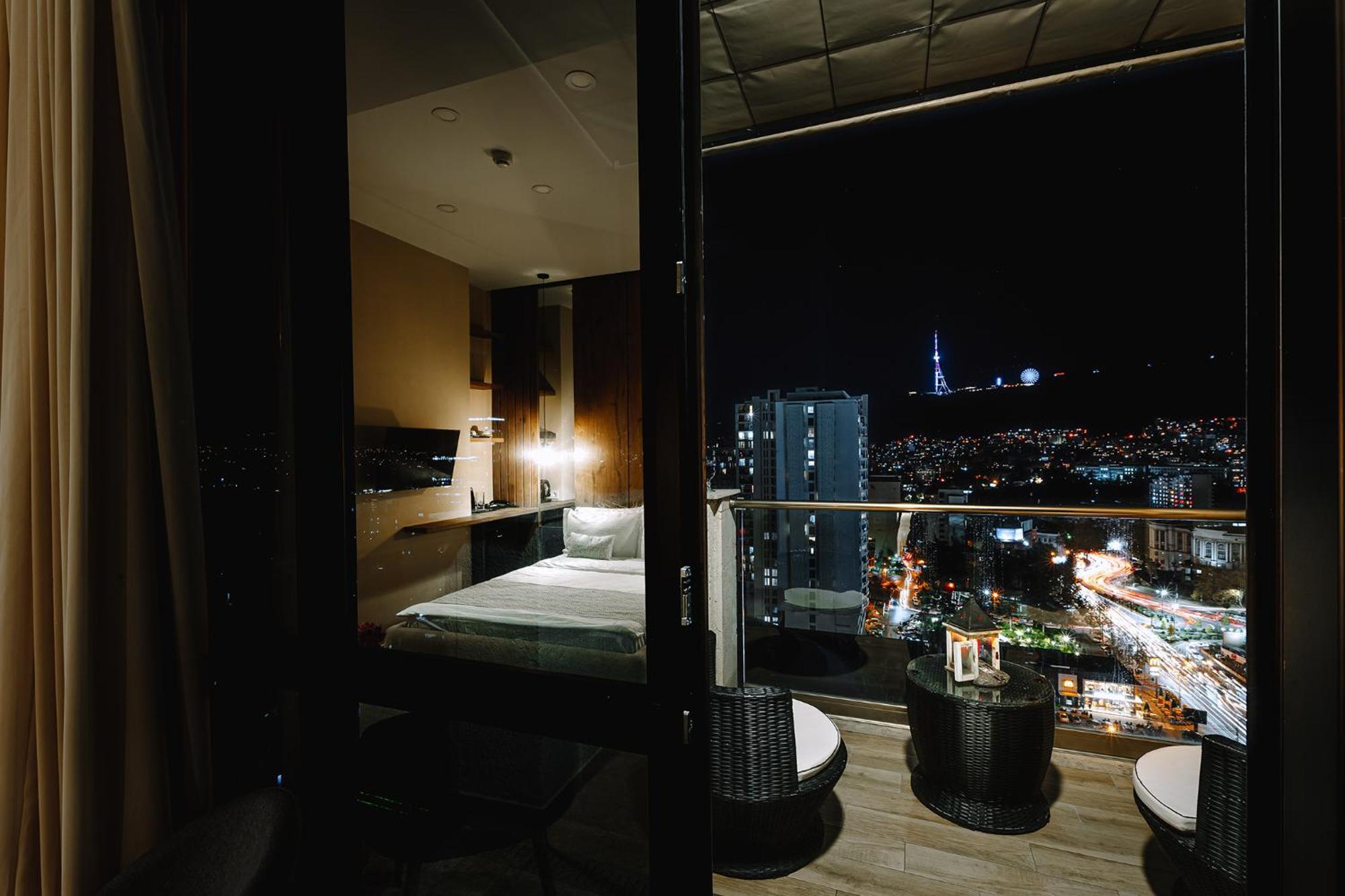 Hotel Sky Station Tbilisi Exterior foto