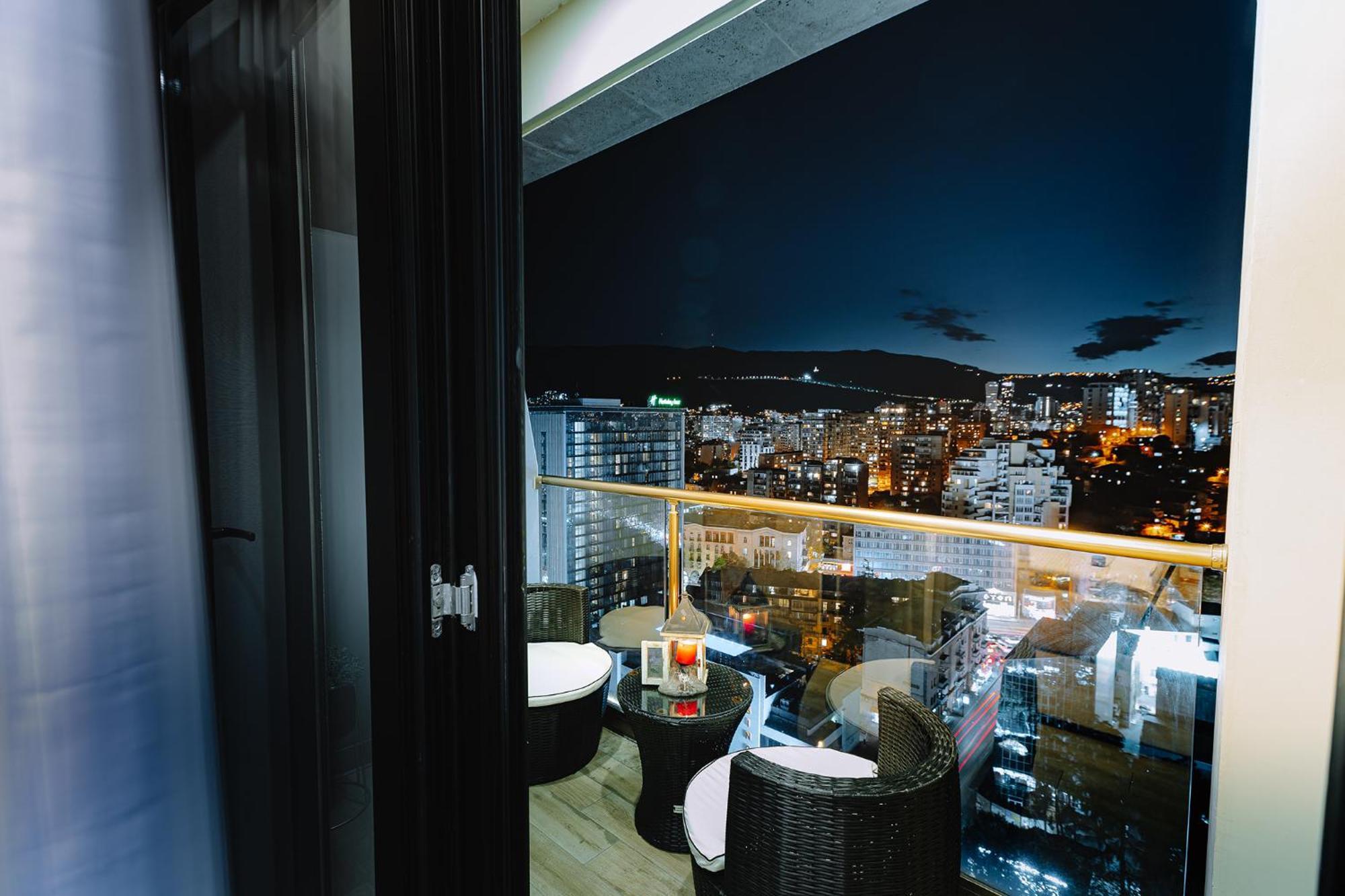 Hotel Sky Station Tbilisi Exterior foto
